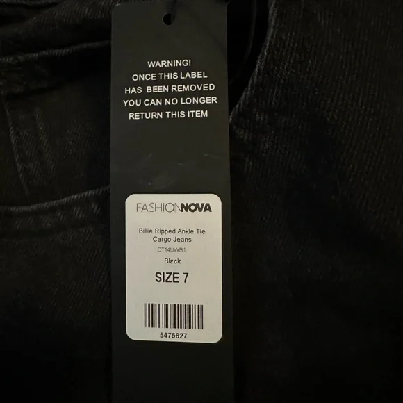 Fashion Nova Black Flare Cargo Jeans - Picture 5 of 8